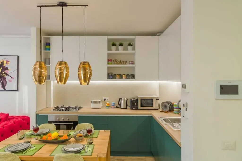 Modern Apartment Close To All Points Of Interest Bucharest
